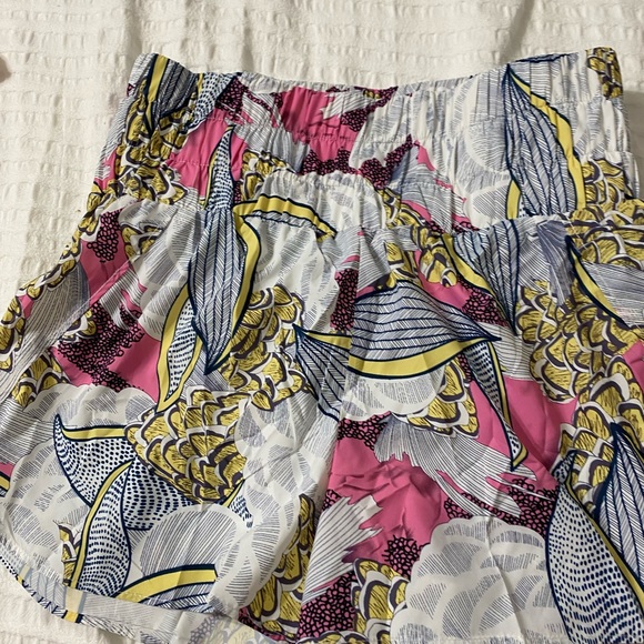 Fox and Hen Camden High Waisted Track Short - Picture 5 of 5